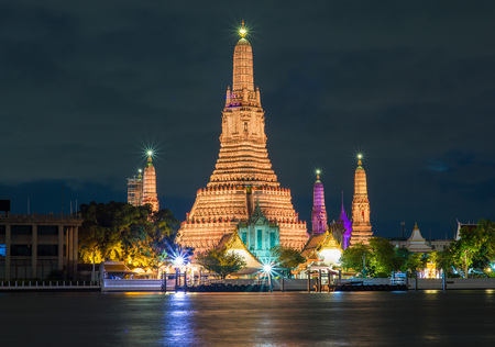 Photo of Landscape Wat Arun Buddhistの写真素材