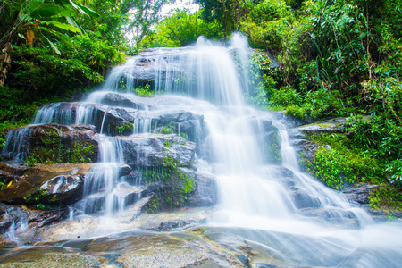 Mon Tha Than Waterfall In Doi Suthep - Pui Nationalの写真素材