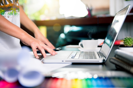 designer graphic team meeting creative creativity work tablet designing design artist coloring colour ideas style networking human notebook pattern place conceptの写真素材