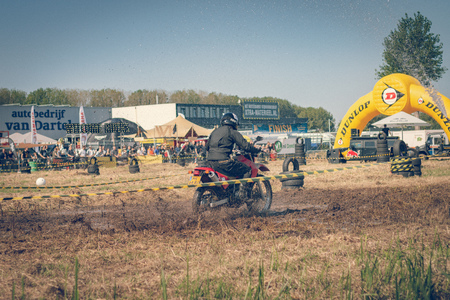 ROTTERDAM, NETHERLANDS - SEPTEMBER 2 2018: Motorcyclists having fun at Dutch dirt track motorcycle event "Rotterdam Dirt Ride"のeditorial素材