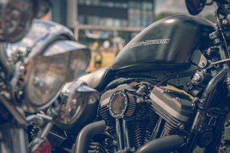 ROTTERDAM, NETHERLANDS - SEPTEMBER 2 2018: Motorcycles are shining at Dutch motor event "Rotterdam Dirt Ride"のeditorial素材
