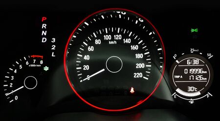 Car dashboard driving indicator