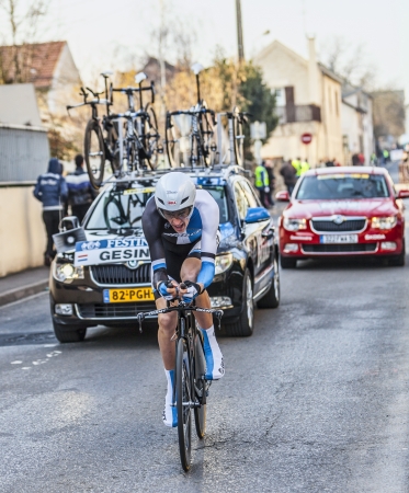 Houilles, France- March 3rd 2013: The Dutch cyclist Robert Gesink from Blanco Pro Cycling Team, riding during the prologue of the cycling road race Paris- Nice 2013 in Houilles on March 3rd 2013.のeditorial素材