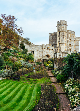 Hidden green garden inside Windsor Castle - Englandのeditorial素材