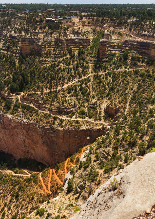 Upper level part of Bright Angel hiking trail, at the Grand Canyon, Arizona, USA.の写真素材