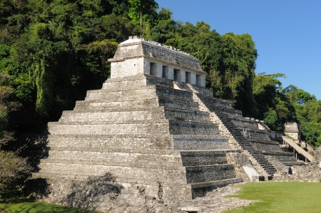 Mexico, The ancient city of Palenque sits like a king on a throne of jungle where plains meet mountains  The picture presents Templo de las Inscripcionesのeditorial素材