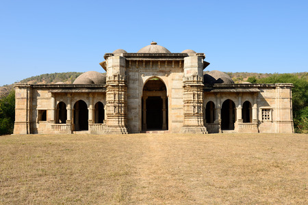 Champaner - Pavagadh Archaeological Park is a historical city in the state of Gujarat. Nagira Masjid mosque. UNESCOのeditorial素材