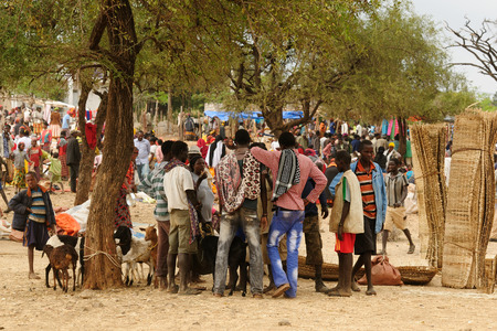 Local Ethiopian people being a market trader in the Konso town in the Omo valley in Ethiopia, Konsoのeditorial素材