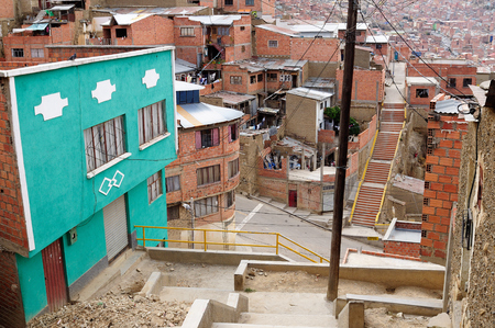 South America, La Paz - the governmental capital of Bolivia. The city's building cling to the sides of the canyon and spill spectaculary downwardsのeditorial素材