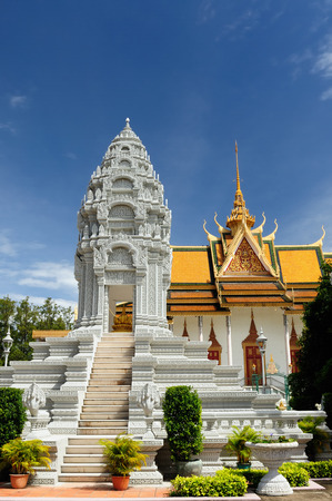 The Royal Palace in Phnom Penh, Cambodia, is a complex of buildings which serves as the royal residence of the king of Cambodiaのeditorial素材