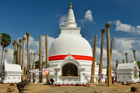 Sri Lanca, Thuparamaya dagoba (stupa), Anuradhapura,のeditorial素材
