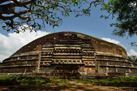 Mihintale is a mountain peak near Anuradhapura in Sri Lanka. Buddhist pilgrimage siteのeditorial素材