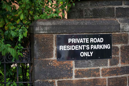 No parking private property sign on wallの写真素材