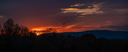 Beautiful Sunset in the Silent Appalachian Mountainsの写真素材