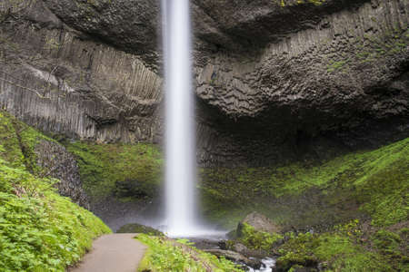 Latourell Falls, Columbia River Gorge, Oregonの写真素材