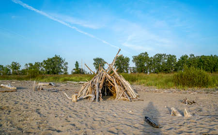 Headlands Beach Park is a great place to spend the day and then catch the sunset before you go.の写真素材