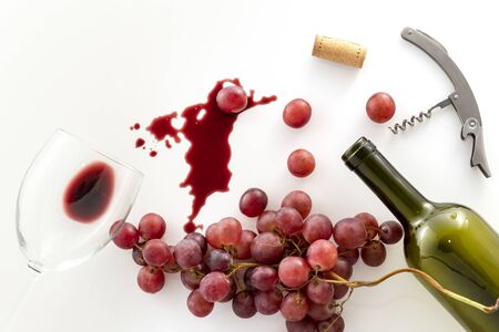 Wine taste and red wine grapes, close-upの写真素材
