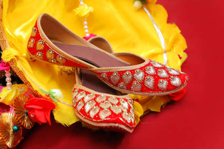 indian wedding fill story with bridal and groom start to end with fashion  tasty food, jewellery  decoration  saptapadi samayu javtal ganesh Puja beautiful background all wedding rituals sindurの写真素材