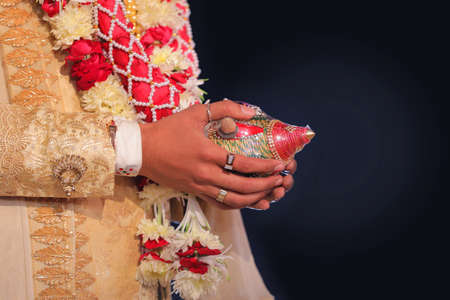 indian wedding fill story with bridal and groom start to end with fashion  tasty food, jewellery  decoration  saptapadi samayu javtal ganesh Puja beautiful background all wedding rituals sindurの写真素材