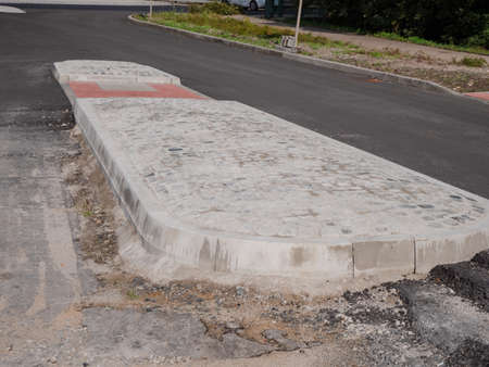 Pedestrian crossing osland. Islet to crosswalks. Completing a safety wound for walkers on busy roads in the city.の写真素材