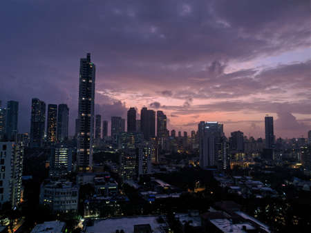Sunset over Mumbai skyline, Maharashtra, Indiaの写真素材