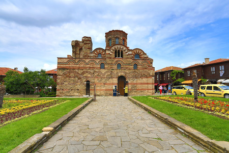 NESSEBAR, BULGARIA - JUNE 16:The Christ Pantocrator Curch is dated back 13th - 14th century, on June, 16 2013 in Nessebar, Bulgaria. Italy's one of the most remarquable medieval churches in Nessebar.のeditorial素材