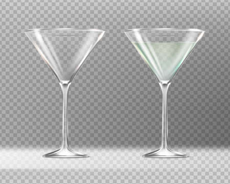 3d realistic vector icon. Set of two glassses with martini. Empty and full. Isolated on transparent background.のイラスト素材