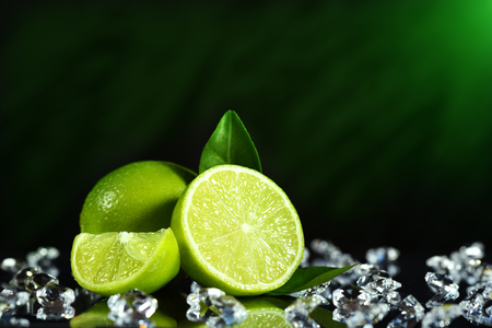 Fresh limes with leaves. の写真素材