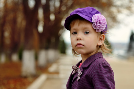 fashion toddler girl in fallの写真素材