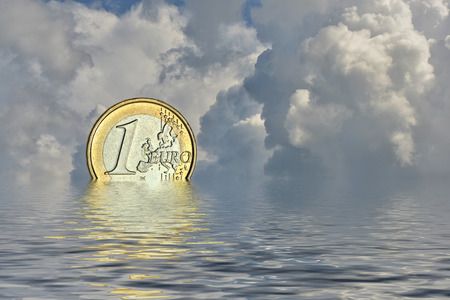the euro vesinkt in the seaの写真素材