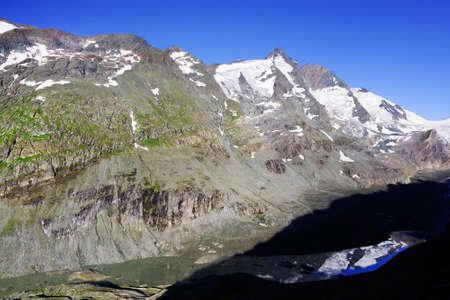 Grossglockner Peak (3798m), Hohe Tauern National Park, Austrian Alps, Austriaの写真素材