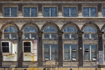 Abandoned building in Saint Lious, MO.の写真素材