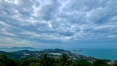 Panoramic Aerial View of Tropical Koh Samui from Elevated Mountain Viewpointの写真素材
