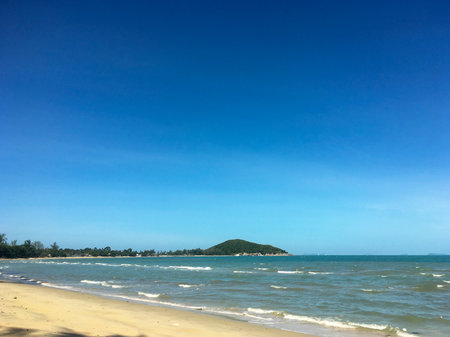 Beautiful beach and tropical sea in summer season with blue sky background in Koh Samui, Thailand