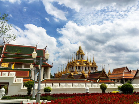 Traditional Thai temple Architecture in Bangkok â Wat Ratchanatdaram Worawihan Templeの写真素材