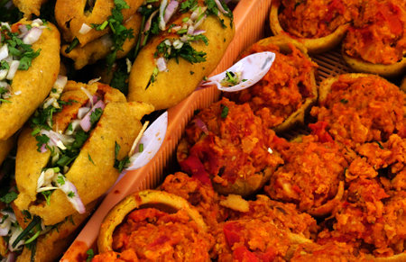 Close-up view of Indian street food Mirchi bajji,ready to serve, backgroundの写真素材