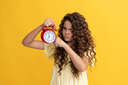 you are late. deadline. early morning. punctuality. last chance. lack of time