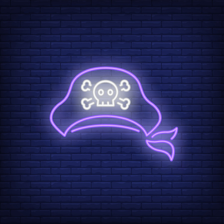 Pirate hat neon sign. Pirates, evil and warning design. Night bright neon sign, colorful billboard, light banner. Vector illustration in neon style.のイラスト素材