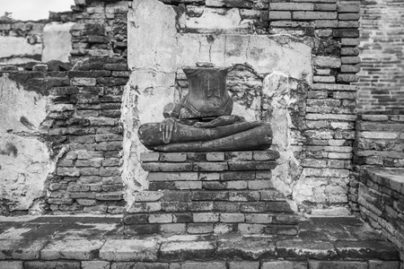 The broken buddha statue in temple at Ayutthaya, Thailand, black&whiteの写真素材