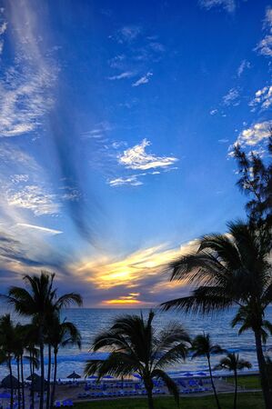 Pacific Ocean Sunset at a Resort in Mazatlan< Mexicoの写真素材