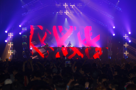 BANGKOK - DECEMBER 9   STEVE AOKI  show at  808 FESTIVAL 2013, a super-charged international beat buffet that is set to rock the ears dancing feet of Bangkok, Thailand のeditorial素材