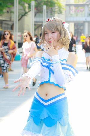 Bangkok - Feb 12: An unidentified Japanese anime cosplay  pose on Febuary 12, 2017 at Central World, Bangkok, Thailand.のeditorial素材
