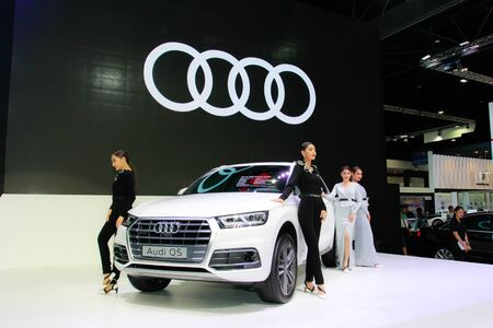 BANGKOK, THAILAND - APRIL 09, 2017: Unidentified female presenter pose in the 38th Bangkok International Motor Show on April 09, 2017 in Bangkok, Thailand.のeditorial素材