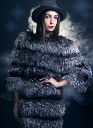  woman in a fur coat and hat の写真素材