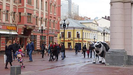 Passers-by on the Arbat in Moscowのeditorial素材