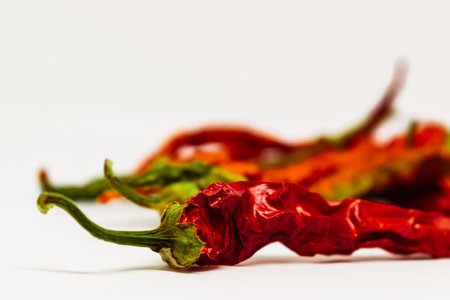 Dried red chili pepper, many benefits, stimulates the appetite and blood circulation, relieves...
