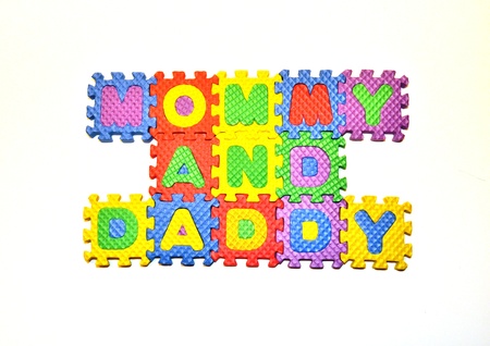 Connected Letters - MOMMY and DADDY in center