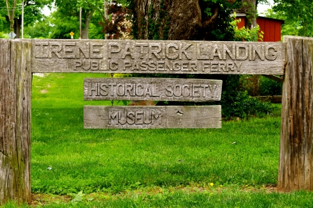 Irene Patrick Landing Public Passenger Ferryのeditorial素材