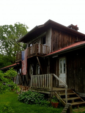 Rabbit Hash Kentucky Cabinのeditorial素材