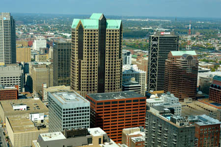View of St. Louis, Missouri from atop the St. Louis Archのeditorial素材